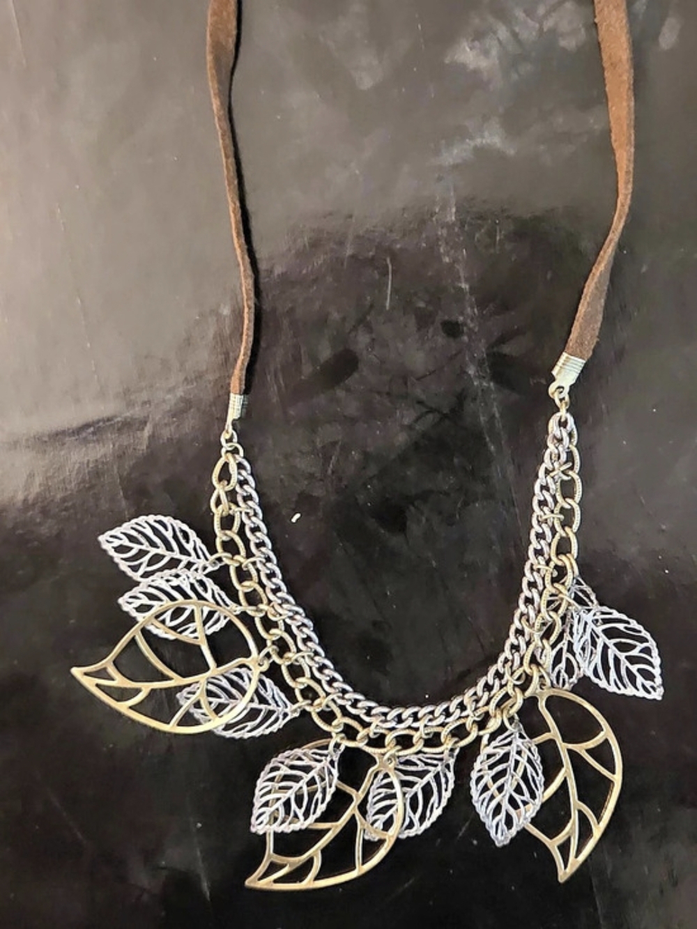 Gold & Silver Leaf Pendant Necklace Like New
